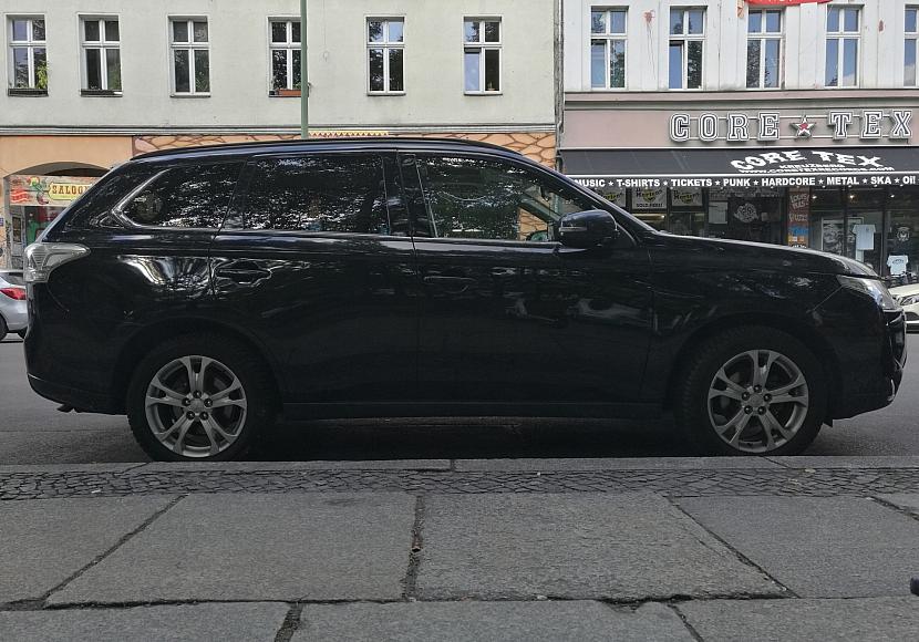 SPD-Verkehrsexperte offen für höhere Parkgebühren für SUV