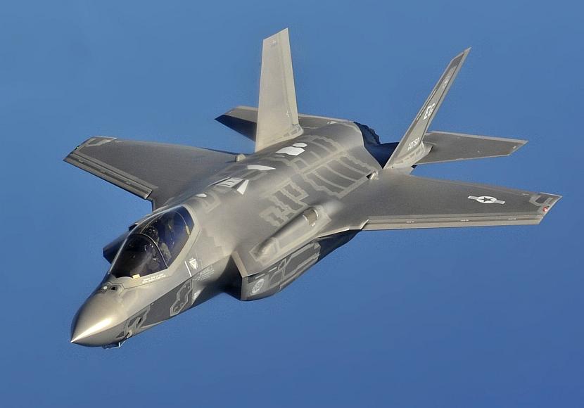 Niederlande stoppen vorerst Export von F-35-Teilen an Israel