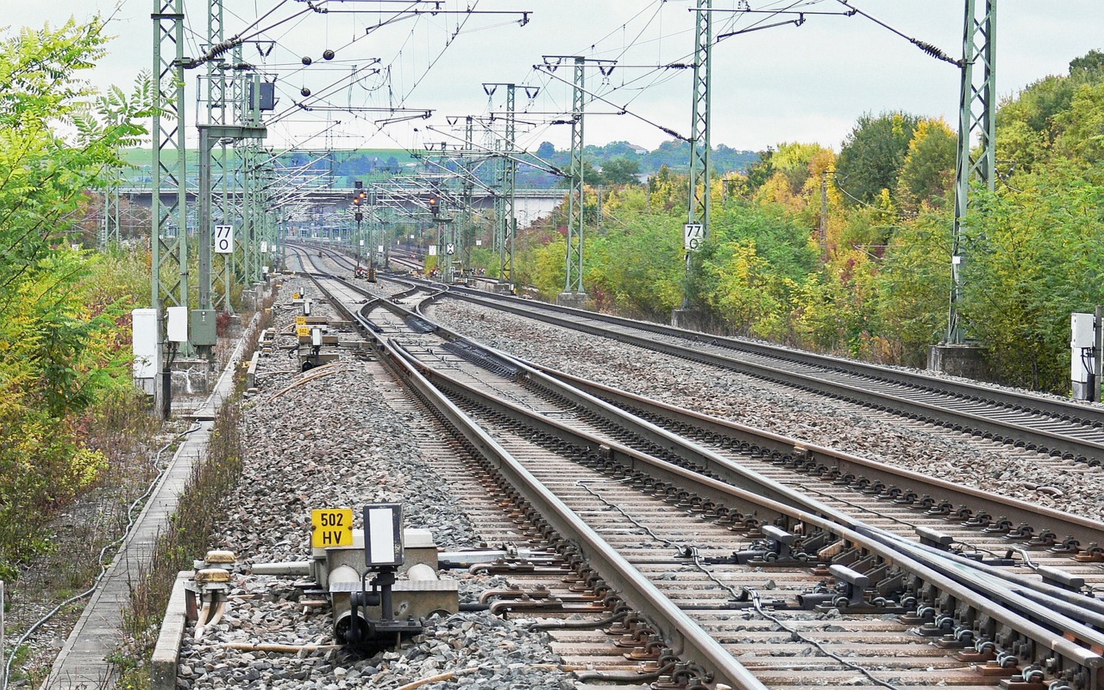 Großeinsatz am Bahnhof: Tödliches Zugunglück in Bayern