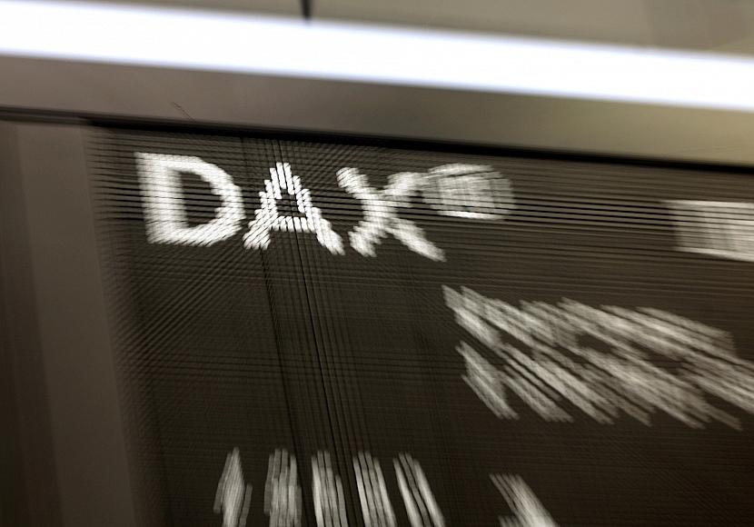 Dax schließt nach turbulenter Kanzlerwahl im Minus