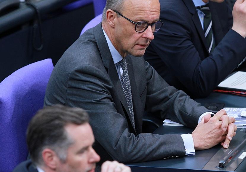 Dürr würde Merz nicht zum Kanzler wählen