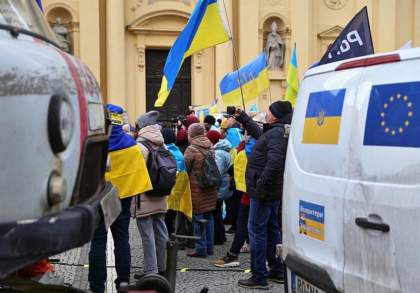 Ukraine: Merz fordert vor Verhandlungen Waffenruhe