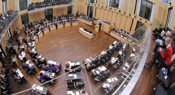 Bayaz sieht Zustimmung zu Schuldenpaket im Bundesrat skeptisch