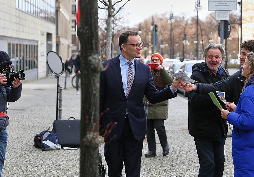Spahn: „Keine Kenntnisse“ über BND-Einschätzung zu Corona-Pandemie