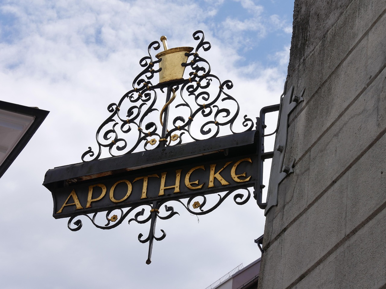 Kampf im Leben und Tod: Notstand in unseren Apotheken