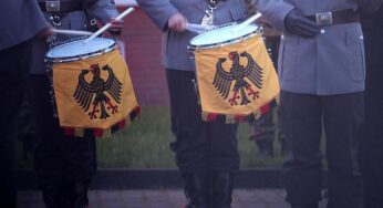 Scholz steht Großer Zapfenstreich zu – Noch nicht entschieden