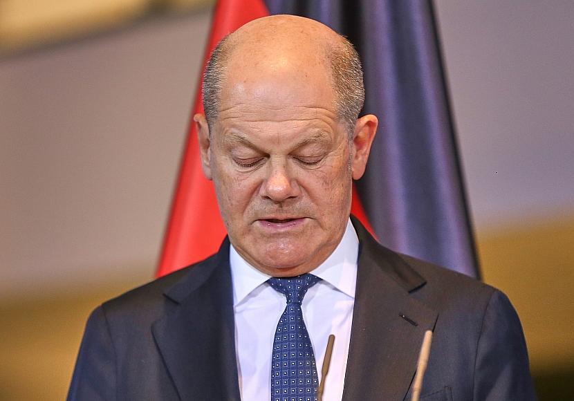 Gauck, Merkel und Wulff bleiben Zapfenstreich für Scholz fern