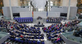 Sitzungswoche des Bundestags abgesagt – Linke und Grüne üben Kritik