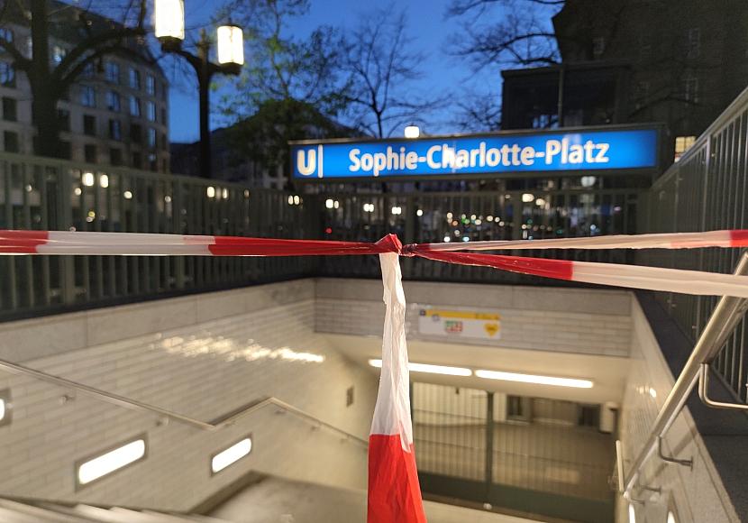 Tödliche Messerstecherei an Berliner U-Bahnhof offenbar nach Streit