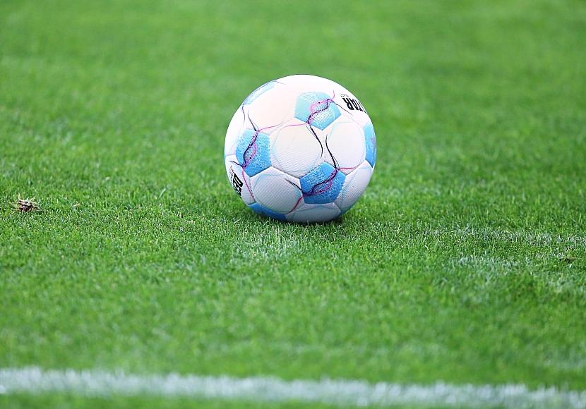 2. Bundesliga: Spätes Remis in Paderborn – Jahn vertagt Abstieg