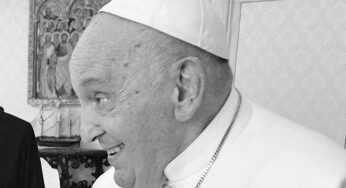Papst-Trauerfeier beendet – Beisetzung ohne Öffentlichkeit