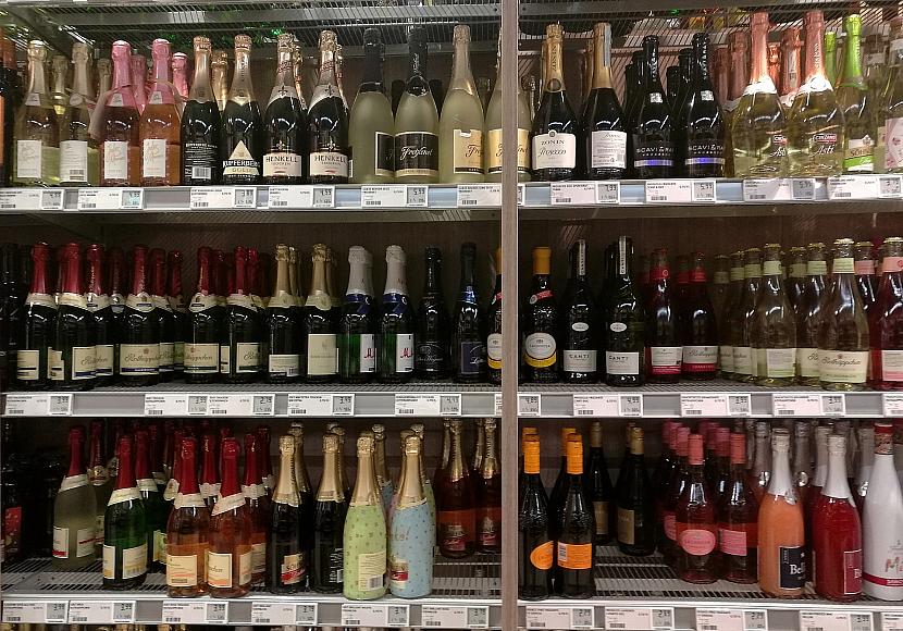 Linke und Grüne für höhere Preise auf alkoholische Getränke