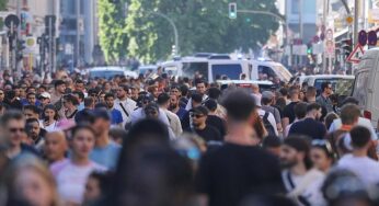 Studie: Autismus und Schizophrenie bei Linkshändern häufiger