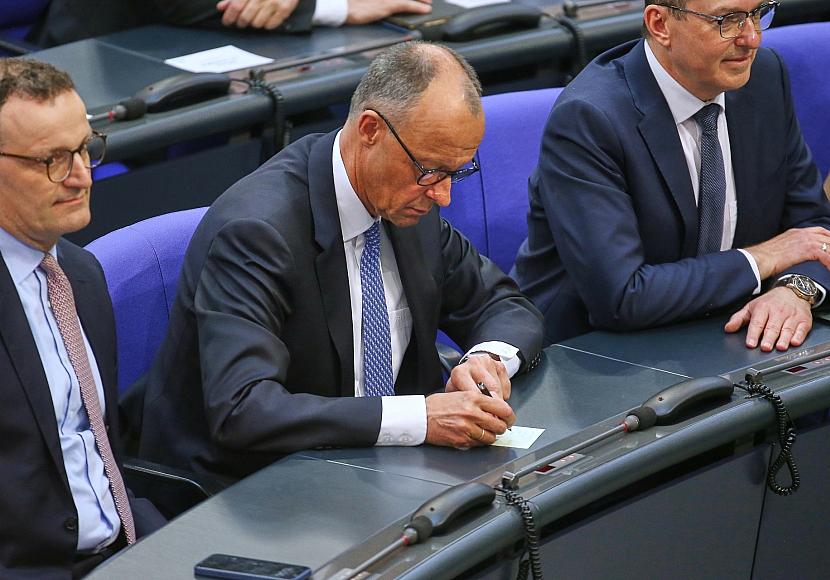 Merz scheitert bei Kanzlerwahl im ersten Wahlgang