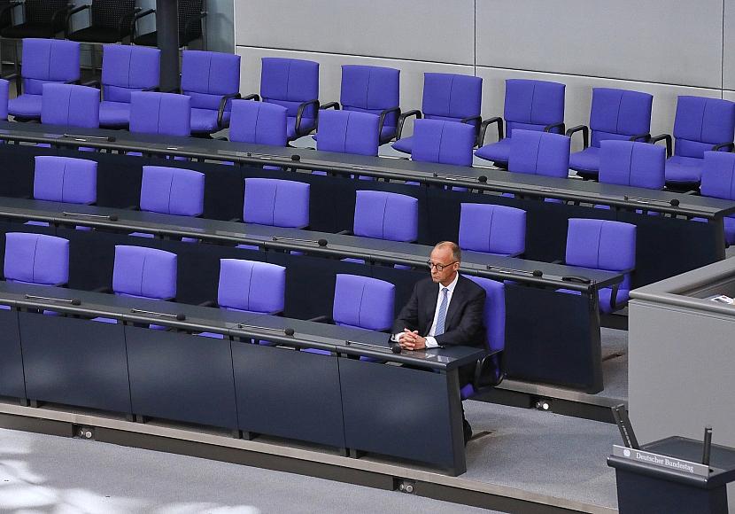 Grüne Jugend spricht Merz Kompetenz als Bundeskanzler ab