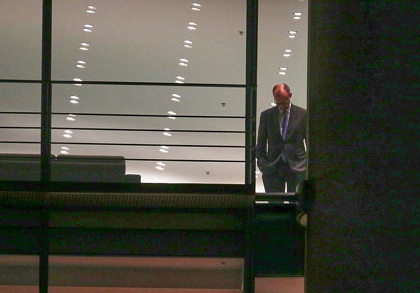 Merz bevorzugt nüchterne Zusammenarbeit statt Euphorie