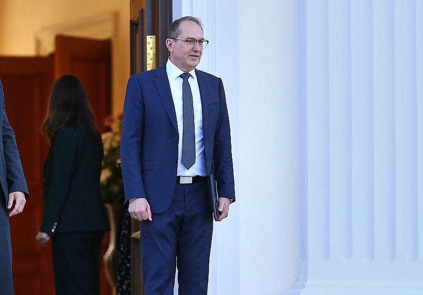 Innenminister verbietet Reichsbürgerverein “Königreich Deutschland”