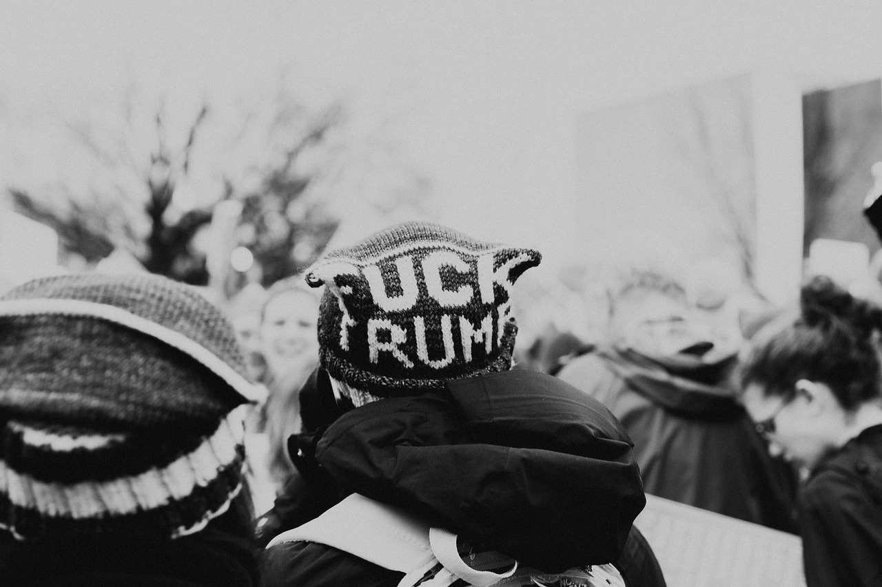 Deutscher Konzern schließt sich Trumps “Anti-Woke”-Bewegung an 
