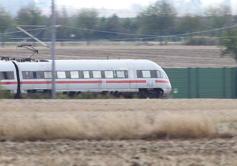 Pünktlichkeit im Bahn-Fernverkehr durch Hitze nur noch 35,5 Prozent