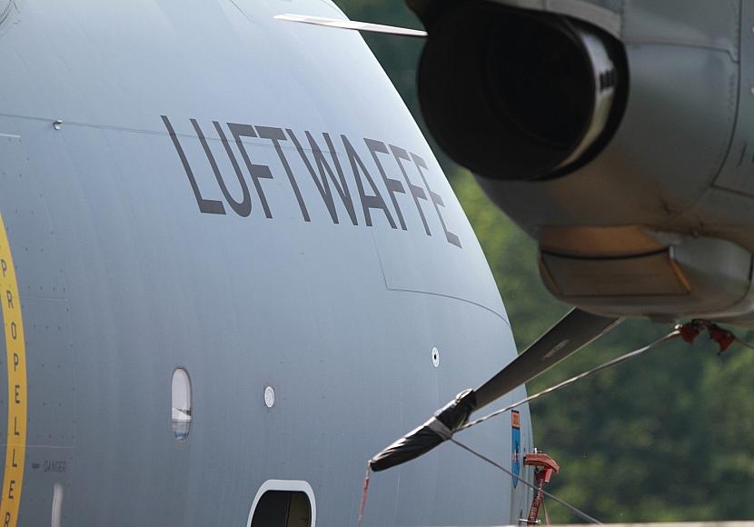 Luftwaffe fliegt deutsche Staatsbürger aus Israel aus