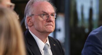Haseloff will bei AfD-Wahlsieg aus Sachsen-Anhalt auswandern
