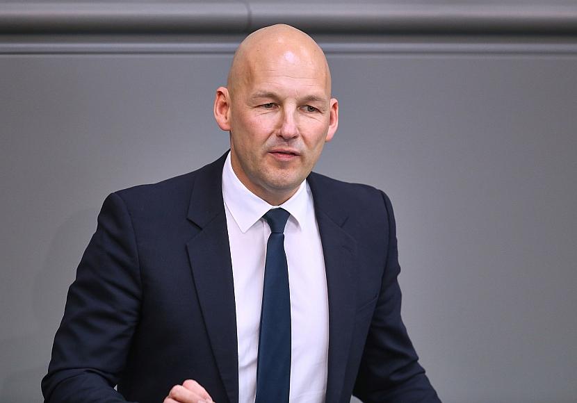 Union bezeichnet Hitzefrei-Vorstoß der Linken als “weltfremd”