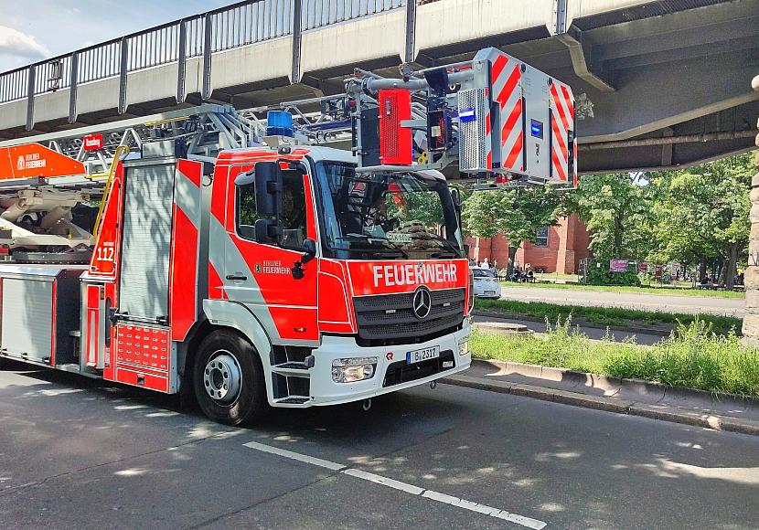 Feuerwehrverband will Führerscheinentzug für Schaulustige