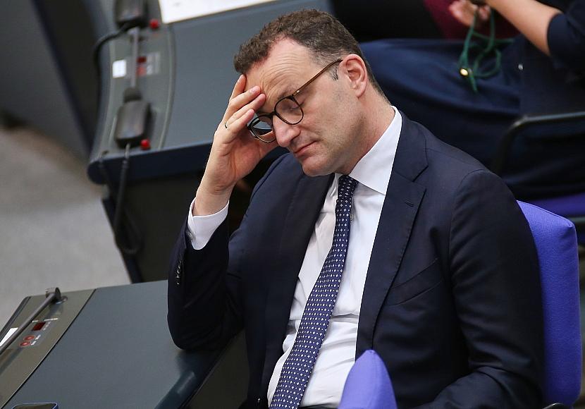 Spahn gerät in Masken-Affäre immer stärker unter Druck