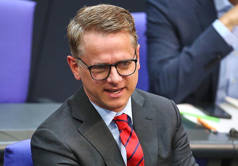 Linnemann drängt auf Stromsteuer-Senkung für private Haushalte