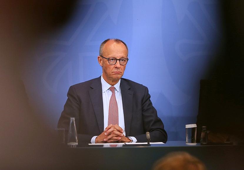 Bericht: Merz bereitete Grundgesetzänderung schon vor Wahl vor