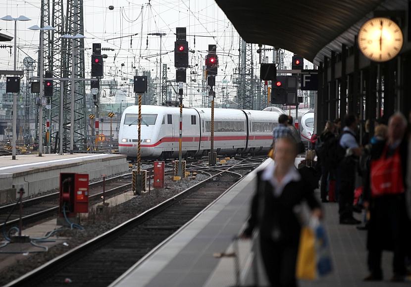 Hubig: Bahn soll Aus für Familienreservierung überdenken
