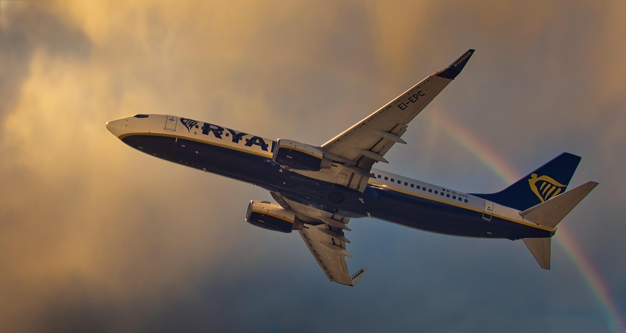 Mehrere Opfer bestätigt: Ryanair-Flug über Bayern in Schwierigkeiten