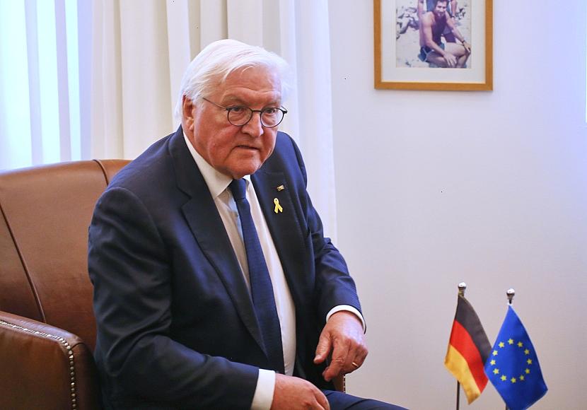 Steinmeier begrüßt Wehrpflicht-Debatte