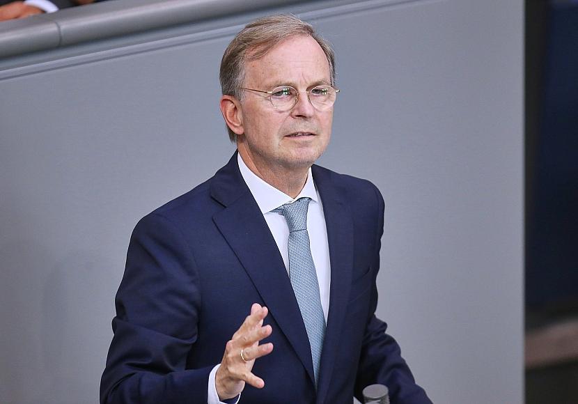 Beauftragter kritisiert Diskriminierung von Gläubigen weltweit