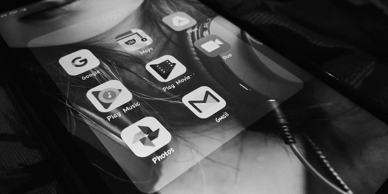 Großer Hersteller betroffen: Smartphones gehen plötzlich in Flammen auf – Nutzer müssen handeln