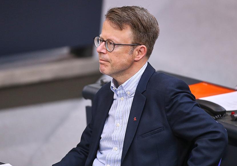 Linke lobt Nato-Reaktion auf russisches Eindringen in Luftraum