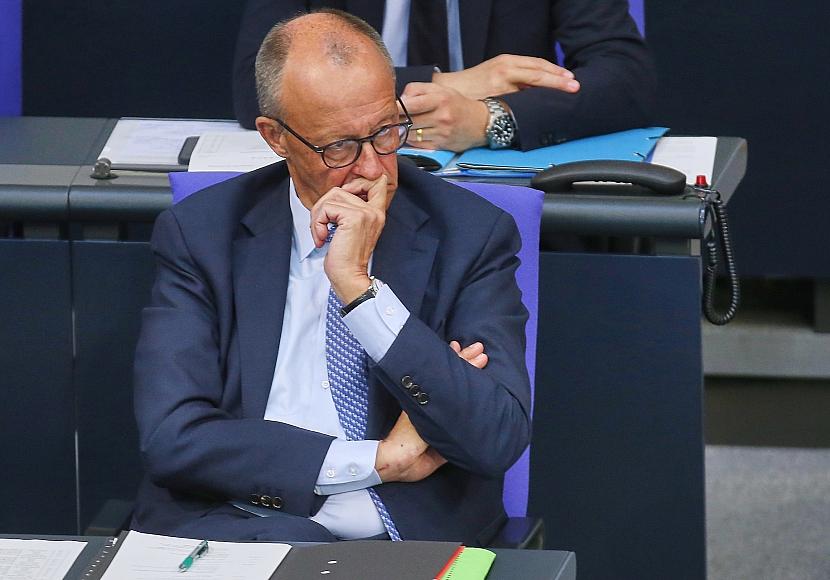 Forsa: Zufriedenheit mit Merz auf Tiefstand – Rekordwert für AfD