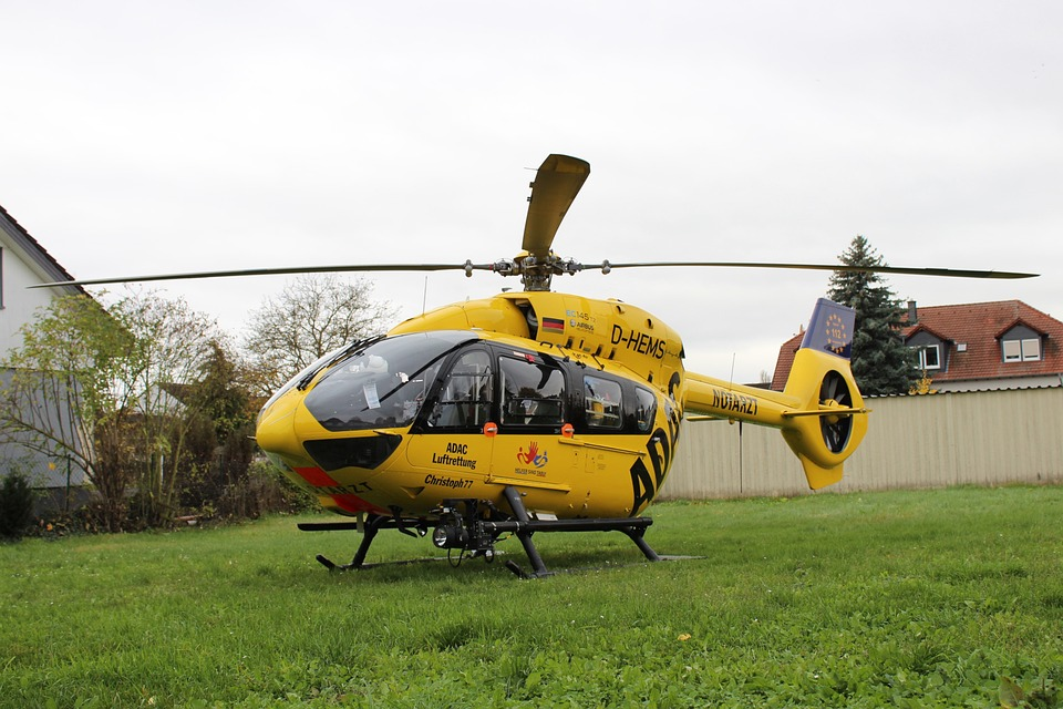 Schon wieder: Attentäter rast mit Auto in Menschenmenge