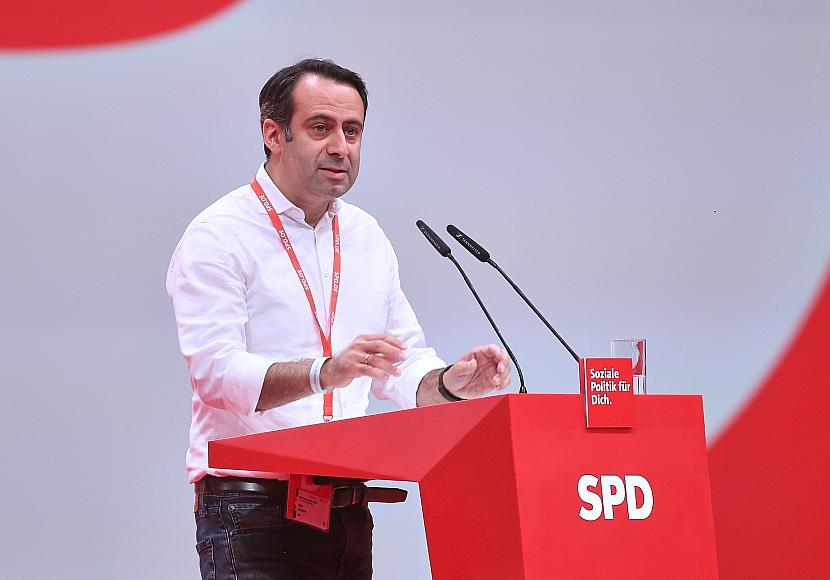 Berliner Staatssekretär verteidigt SPD-Mitgliederbegehren
