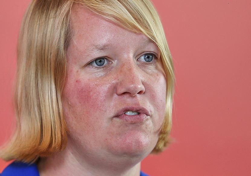 SPD-Politikerin Esdar verteidigt umstrittenen Demo-Auftritt