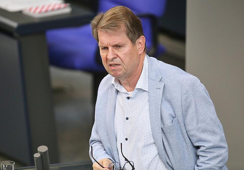 Krach um Wehrdienst-Gesetz: Stegner kritisiert Beratungsverfahren