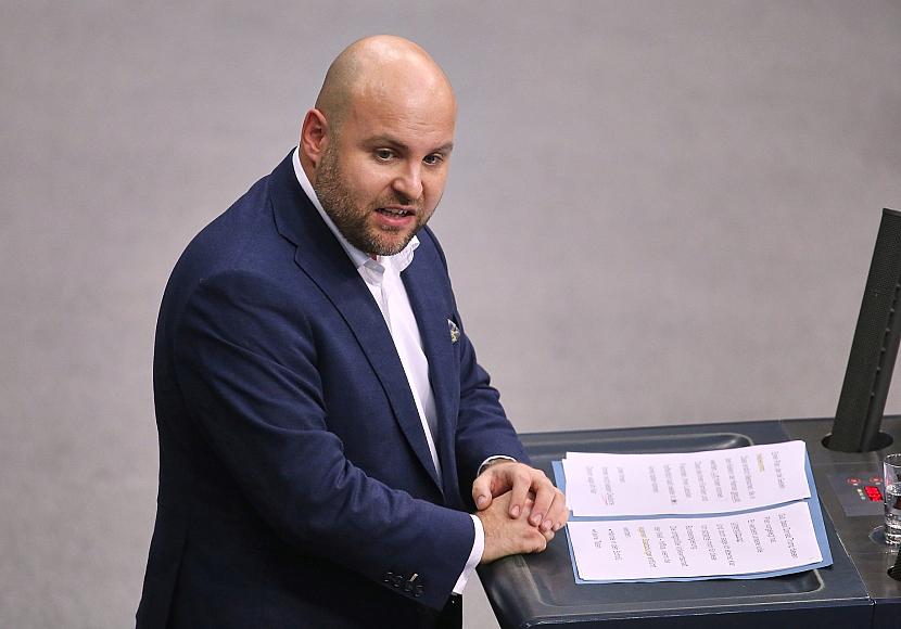 Geplante Russland-Reise von AfD-Politiker stößt auf Kritik