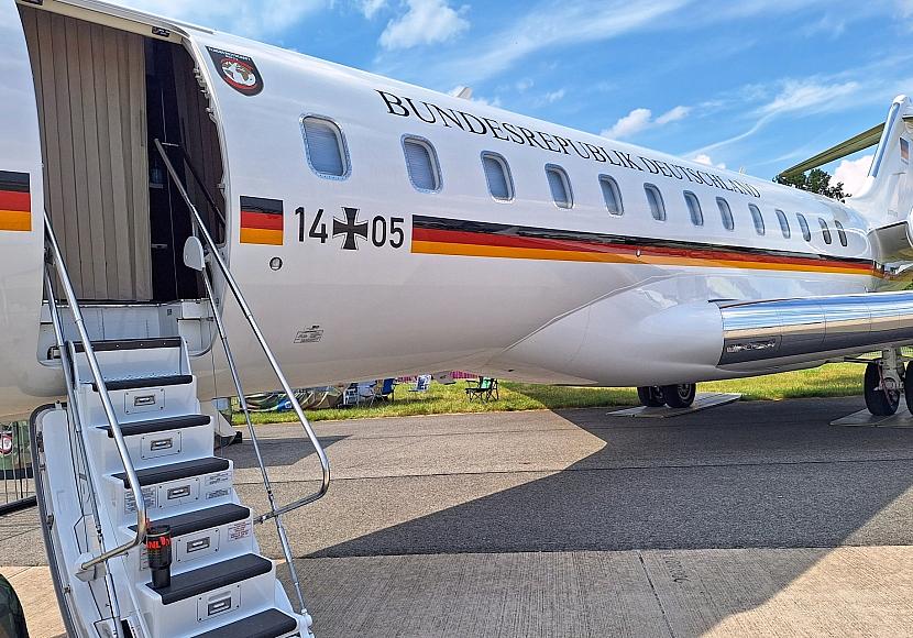 Agrarminister Rainer muss USA-Flug abbrechen – Technische Probleme