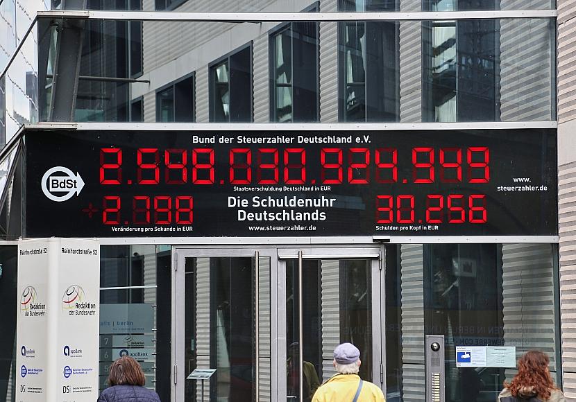 Bürger schenken dem Bund sechsstelligen Betrag zum Schuldenabbau