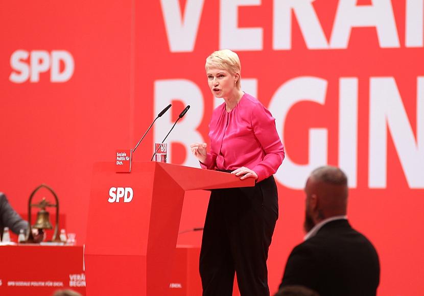 Schwesig will neuen Fokus der SPD auf Arbeit und Bildung