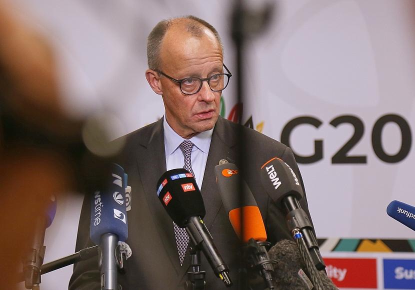 Jusos werfen Merz gesellschaftliche Spaltung vor