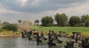 Grenzen dicht: Bundeswehr baut Schutzwall gegen Angreifer