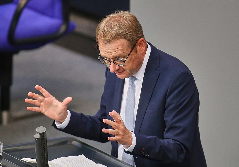 Emissionshandel: Union will Industrie länger CO2 ausstoßen lassen