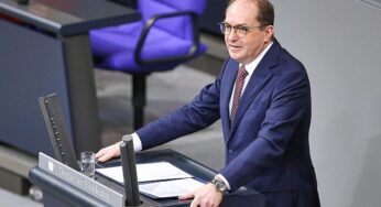 Dobrindt will Kurs gegen Linksextremisten verschärfen