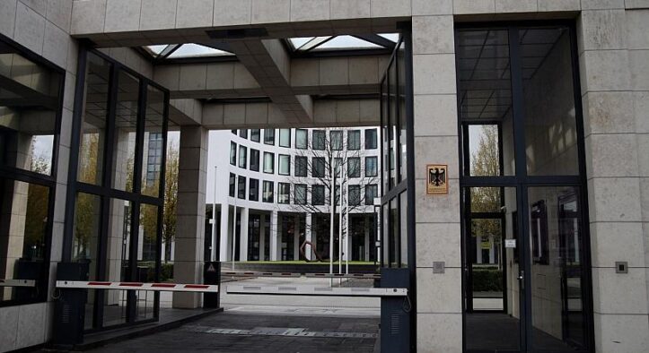 GBA: Mutmaßliche Unterstützer prorussischer Milizen festgenommen